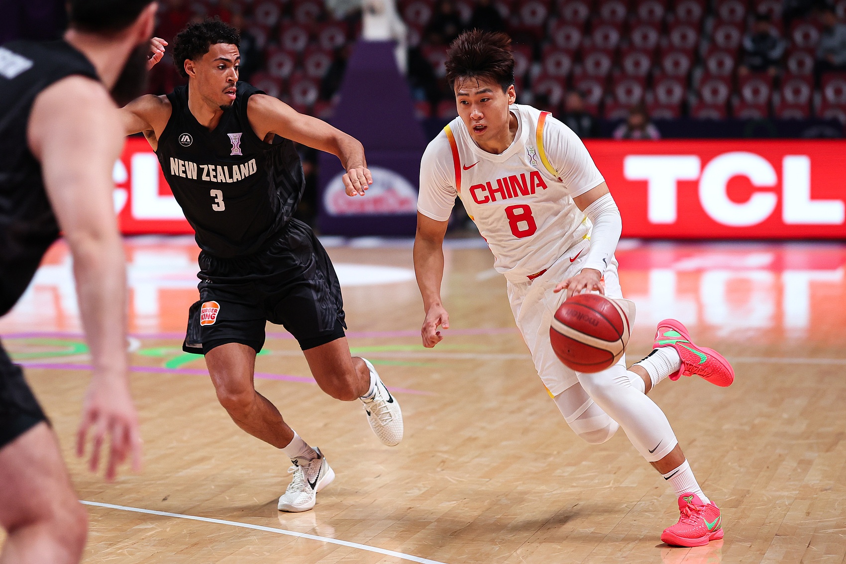 九游体育app-替补44-23!中国男篮12人轮换拉爆新西兰 我们正在拥抱着现代篮球