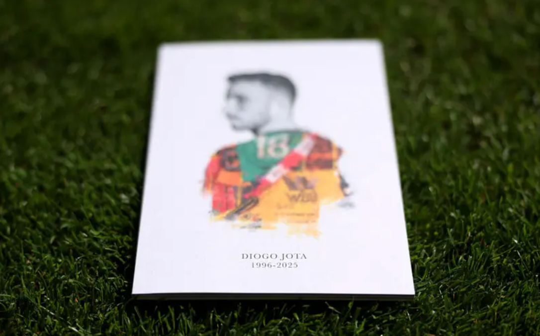 九游体育官网-BBC：狼队为若塔举行悼念仪式，制作48页场刊纪念球员