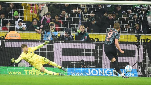 九游体育官网入口-赢克星拿下半程冠军，拜仁何时才能解决续约难题？