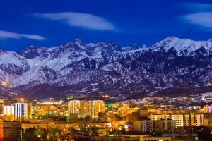 九游体育官网入口-皇马球迷,快去阿拉木图看欧冠!