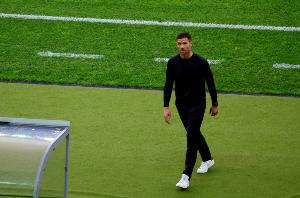 阿隆索:药厂也理解并尊重我的选择,但现在不是谈论我未来的时候