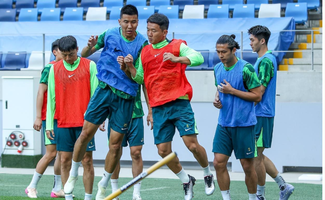 九游体育官网-质疑声中，北京国安做出两个非常明智的决定，两大本土王牌不走了